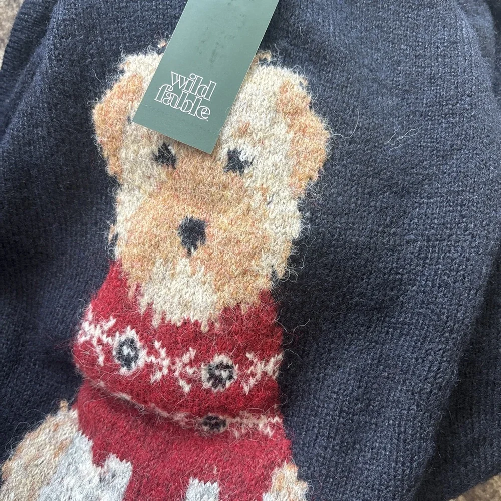 Women Size Small Crewneck Pullover Heritage Novelty Sweater - Wild Fable DOG